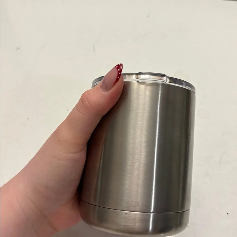 Yeti Stainless Steel Tumbler - Brushed Silver